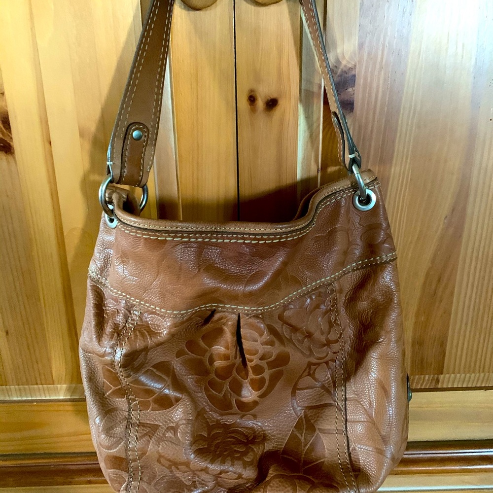 Fossil floral embossed leather bucket purse